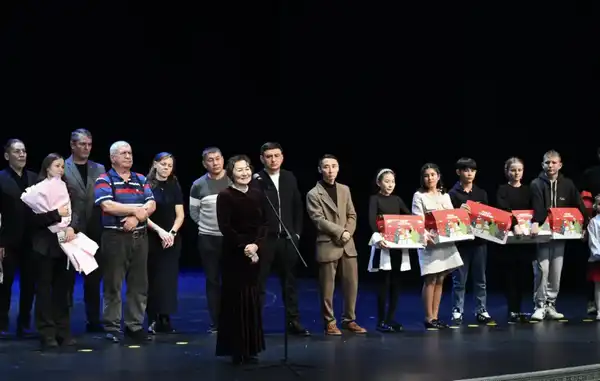 В области Жетісу в честь 30-летия Ассамблеи народа Казахстана выпустили историческую книгу и художественный фильм (8)