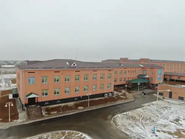 Глава региона осмотрел новую пристройку к центральной больнице (10)