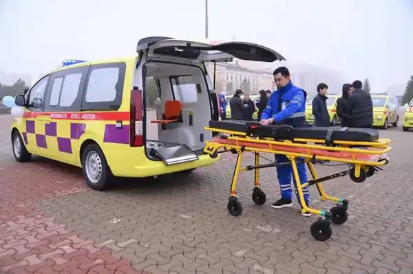 30 НОВЫХ САНИТАРНЫХ АВТОМОБИЛЕЙ ПЕРЕДАНЫ СЛУЖБЕ СКОРОЙ ПОМОЩИ ШЫМКЕНТА (2)