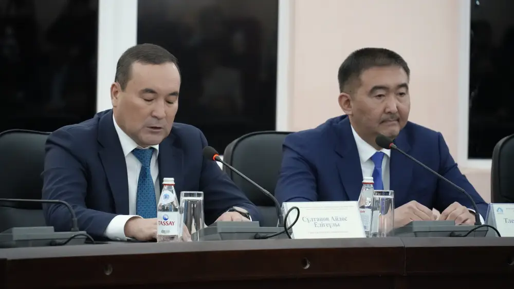 Международный симпозиум «Философия Великой степи и правовая культура» в Туркестане объединил более 300 участников (8)