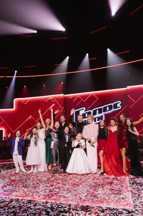 Воспитанница детской студии «Жас сарбаз» стала третьей в конкурсе «Голос. Дети» (3)