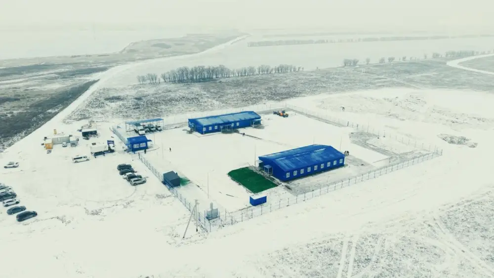 Старые вагончики сменили современные вахтовые комплексы для газовиков (2)