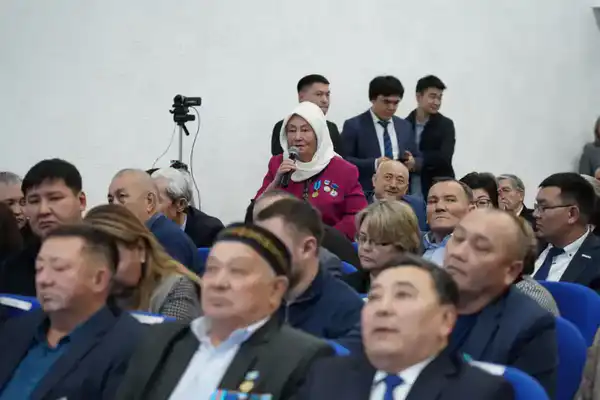 Аким Акмолинской области Марат Ахметжанов встретился с жителями Ерейментауского района (6)