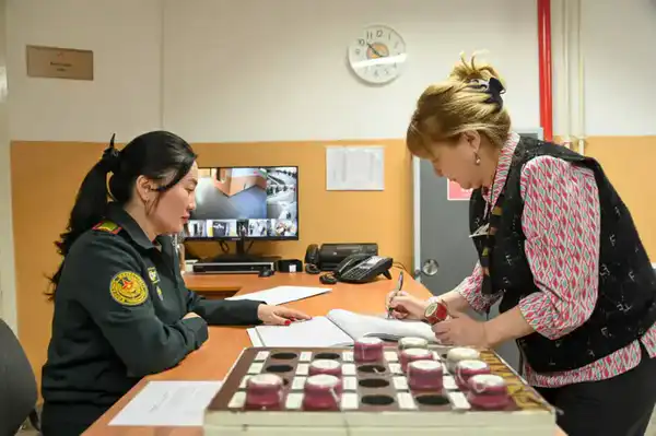 Сегодня специалисты военного архива отмечают профессиональный праздник (2)