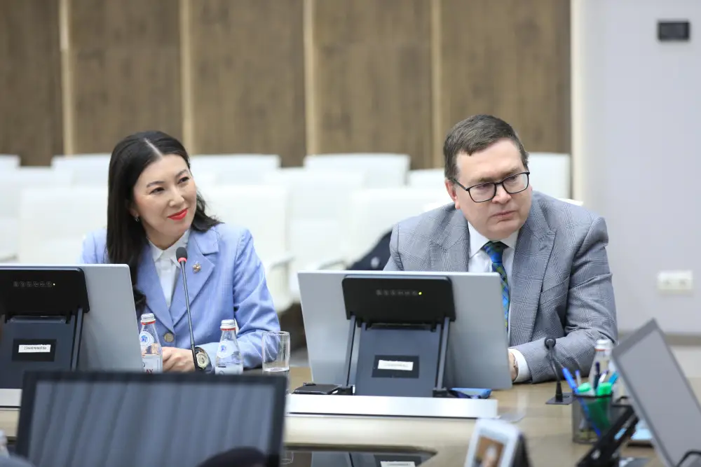 В Актобе обсудили совместные образовательные и научные проекты с международными университетами (2)