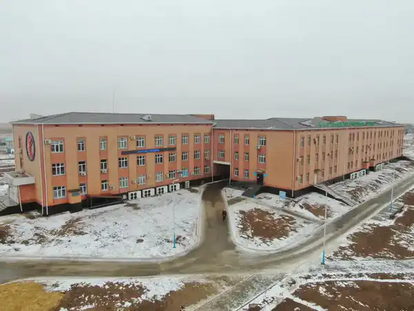 Глава региона осмотрел новую пристройку к центральной больнице (9)