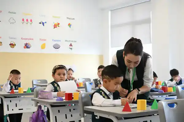 В Жетісу качество питания и безопасность в образовательных учреждениях взята на общественный контроль (8)