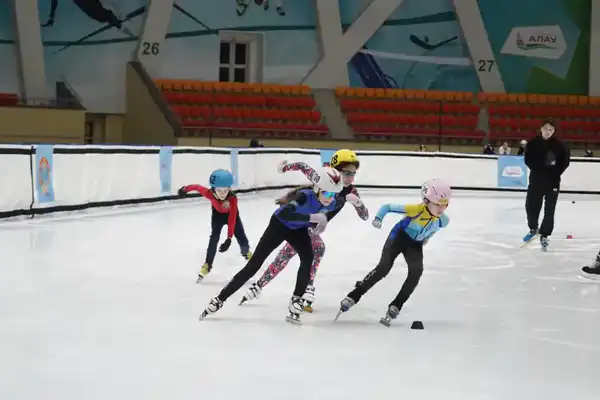 В столице определились лучшие участники «Astana Open» по шорт-треку (10)