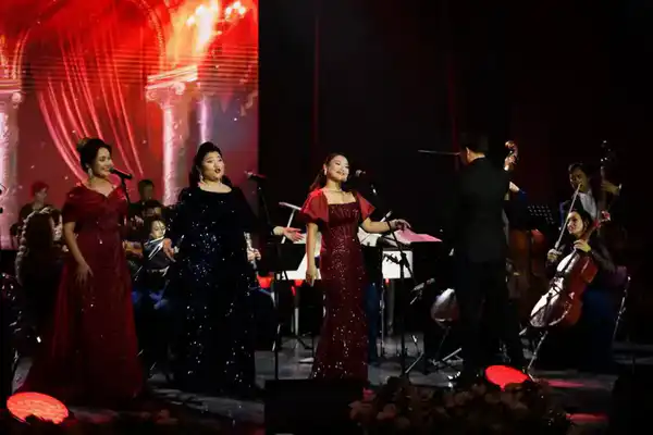 В Мангистау состоялся гала-концерт, посвящённый 50-летию областной филармонии (9)