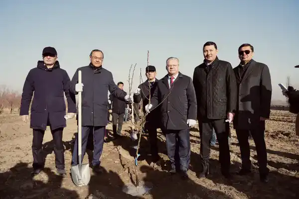 Торжественная церемония закладки «Мичуринского сада»: Старт масштабного международного проекта по развитию интенсивного садоводства в Казахстане (6)