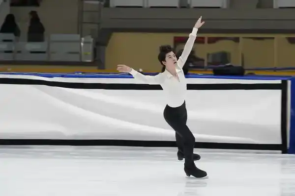 В Астане юниоры соревнуются в фигурном катании (6)