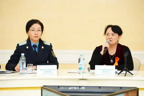 Состоялся круглый стол ”Адал азамат-қоғам тірегі” (2)