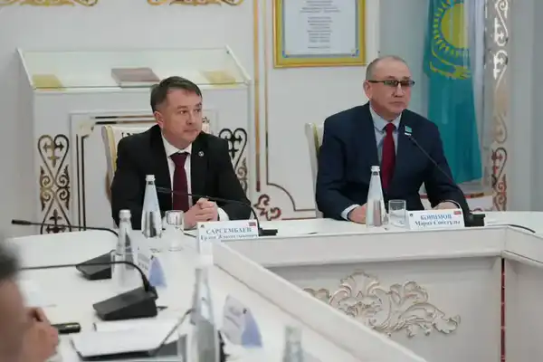 Министр юстиции Ерлан Сарсембаев принял участие в круглом столе «Антикоррупционная устойчивость и конституционные права человека: формула “Закон и Порядок”» (8)