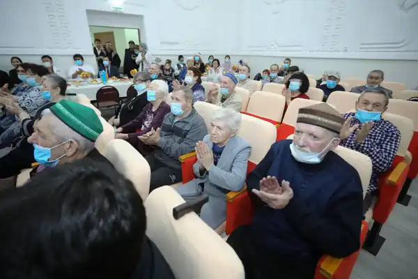 Глава региона поздравил получателей услуг Центра специальных социальных услуг № 2 с Новым годом (5)