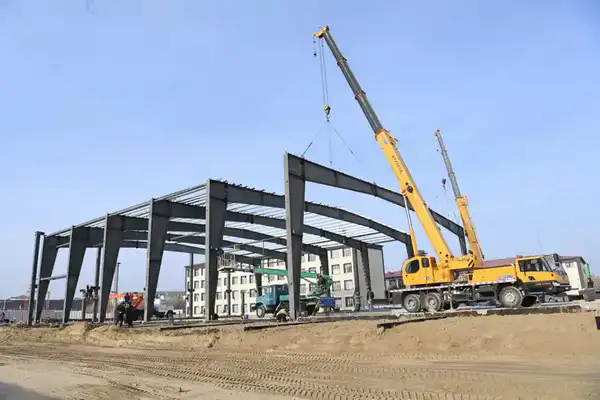 Проверен ход работ на строительных площадках (2)