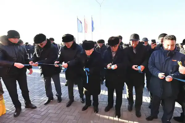 В Аральском районе открылся придорожный сервисный центр (7)