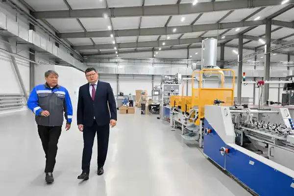 В Семее открыт современный цех по производству картонной упаковки (9)