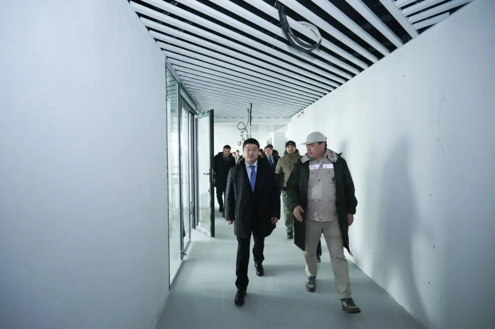 Нурдаулет Килыбай ознакомился с социальными объектами в Жанаозене (4)