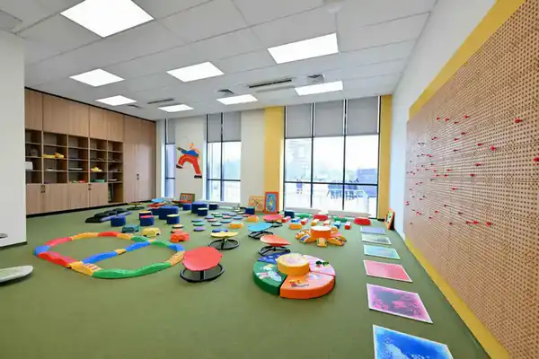 В Семее открылся современный Дворец школьников (9)