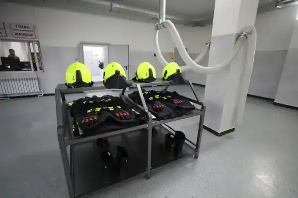 В Алматы обновили специализированную пожарную часть (5)