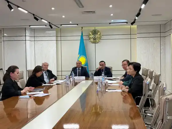 В столице состоялось очередное заседание консультативно-совещательного органа «Совет наставников» (4)