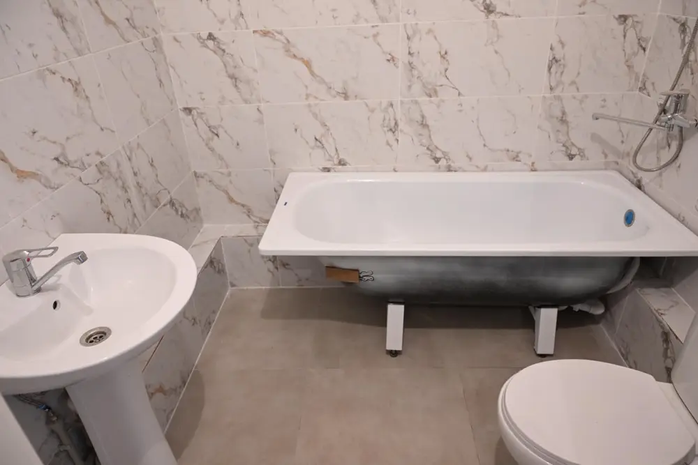 Аким Алматы проверил ход строительства ряда социальных объектов (2)