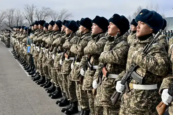 Шестьсот солдат в Конаевском и Усть-Каменогорском гарнизонах привели к Военной присяге (6)