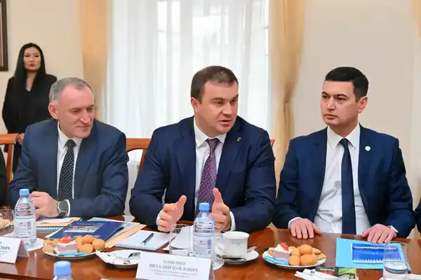 Состоялась встреча с казахской диаспорой в Омске (4)