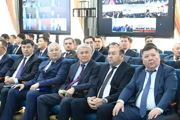 Рассмотрены вопросы развития и цифровизации обрабатывающей промышленности (3)