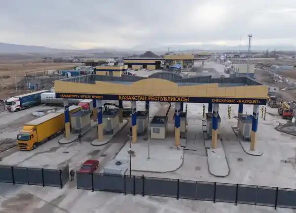 В ТУРКЕСТАНСКОЙ ОБЛАСТИ ПОСЛЕ МОДЕРНИЗАЦИИ ЗАПУЩЕН ТАМОЖЕННЫЙ ПОСТ «ҚАЗЫҒҰРТ» (7)