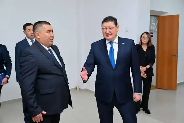 Аким области в преддверии Нового года посетил специальные школы-интернаты и Центр поддержки детей (3)