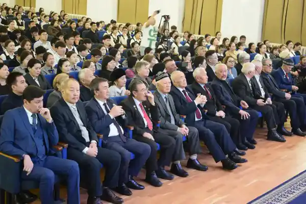 В рамках проекта «Библиотека Абай жолы» вышло 25 книг 19 авторов (2)