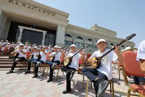 «Каждый случай — это не статистика, а судьба ребёнка» — Ербол Карашукеев о системе защиты детей (9)
