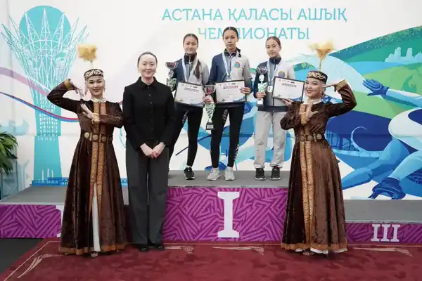 В столице определились лучшие участники «Astana Open» по шорт-треку (6)