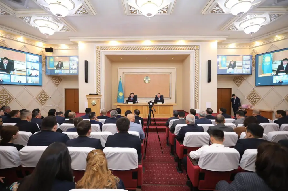 На сессии маслихата обсудили направления развития Мангистау на 2026–2028 годы (7)
