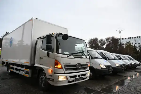 Учреждения культуры Жетісу получили ключи от автомобилей (2)