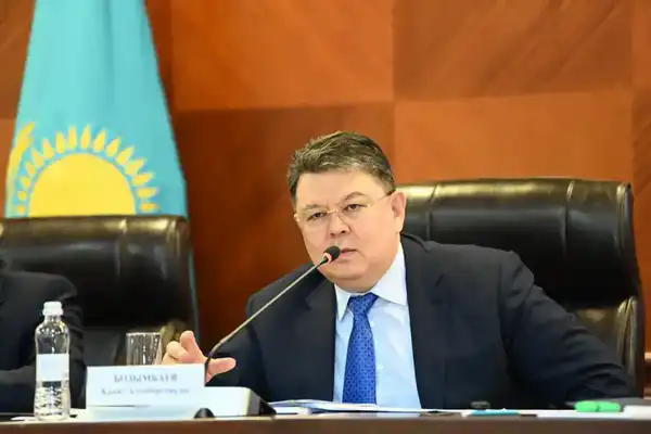 На встрече с фермерами Кызылординской области Канат Бозумбаев обсудил риски вегетационного периода следующего года (4)