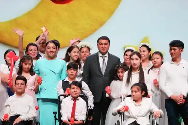 В ТУРКЕСТАНЕ СОСТОЯЛАСЬ ПРЕМЬЕРА МЮЗИКЛА «СВЕТ» НОВОГО ИНКЛЮЗИВНОГО ТЕАТРА «ДАРА ҰРПАҚ» (7)