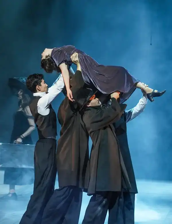 В Астане состоялась премьера хореодрамы «Анна Каренина. Роман парақтары» (2)