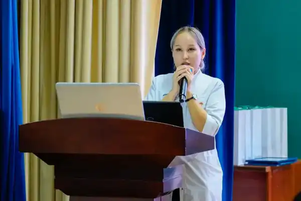 Появление кинологов и спецназа: полиция наглядно продемонстрировала опасность наркотиков (8)