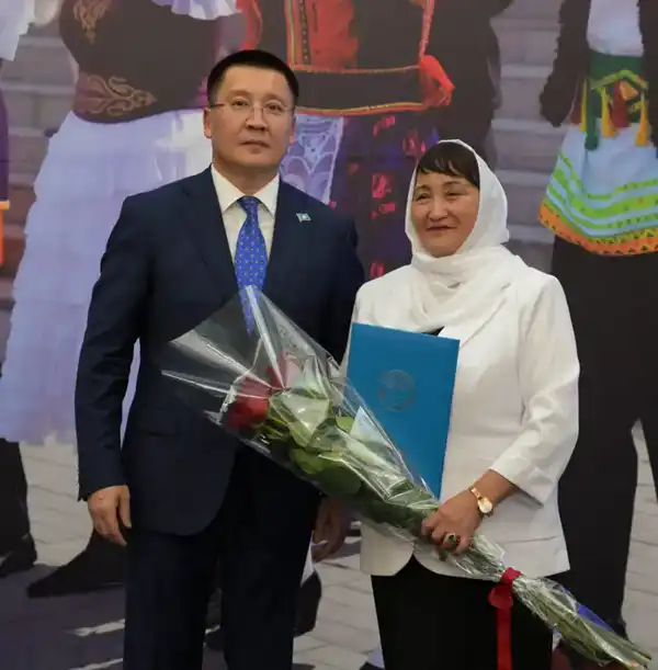 В рамках празднования 30-летия Ассамблеи народа Казахстана, в Доме дружбы состоялся этнофорум «Казахстан-страна единства» с участием акима области Асаина Байханова (5)