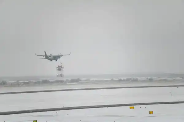 Военные летчики посвятили учебно-тренировочные полеты выдающемуся полководцу Бауыржану Момышулы (3)