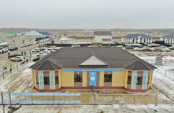 В Казалинском районе очередникам вручили ключи от жилья (2)