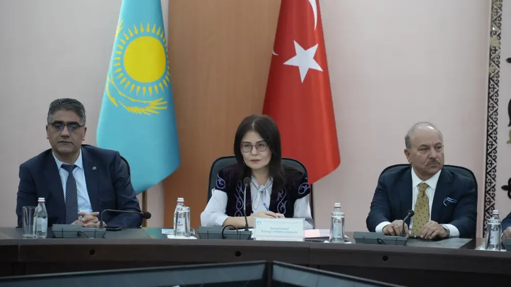 Международный симпозиум «Философия Великой степи и правовая культура» в Туркестане объединил более 300 участников (9)