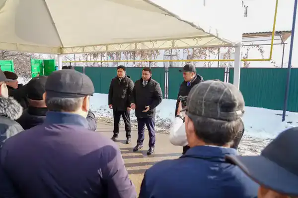 ТУРКЕСТАН: ВОПРОС, ОЗВУЧЕННЫЙ НА ВСТРЕЧЕ АКИМА ОБЛАСТИ С НАСЕЛЕНИЕМ, РЕШЕН: В ЖЕТЫСАЙСКОЕ СЕЛО ПОДАЛИ ГАЗ (3)