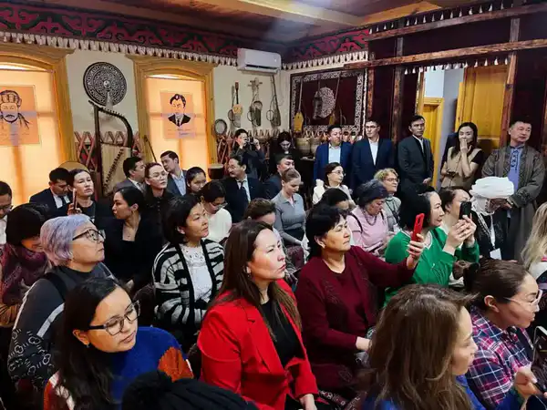 В Астане открылся новый музей искусств (2)