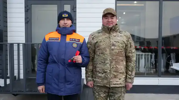 Глава МЧС открыл новую модульную спасательную станцию на берегу озера Имантау (9)