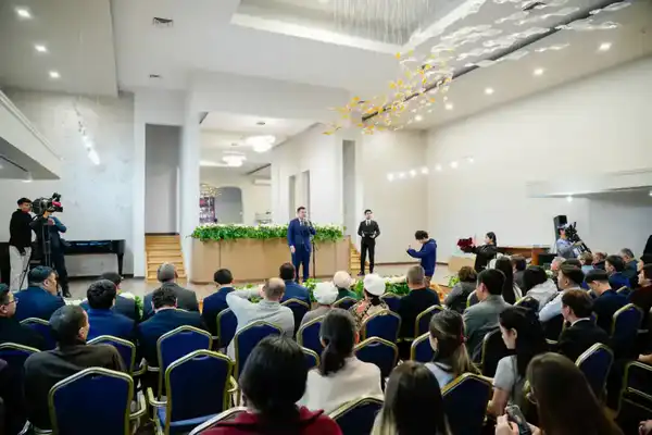 «Бостандық жырының бозжорғасы»: в Астане награждены победители республиканского конкурса поэтов-писателей (4)