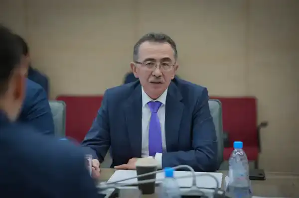 ПОДДЕРЖКА НАУКИ И ОБРАЗОВАНИЯ: ПОПЕЧИТЕЛЬСКИЙ СОВЕТ НОВОГО ЭНДАУМЕНТ-ФОНДА ПРОВЕЛ ПЕРВОЕ ЗАСЕДАНИЕ (6)