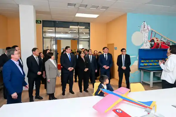 В Семее открылся современный Дворец школьников (10)